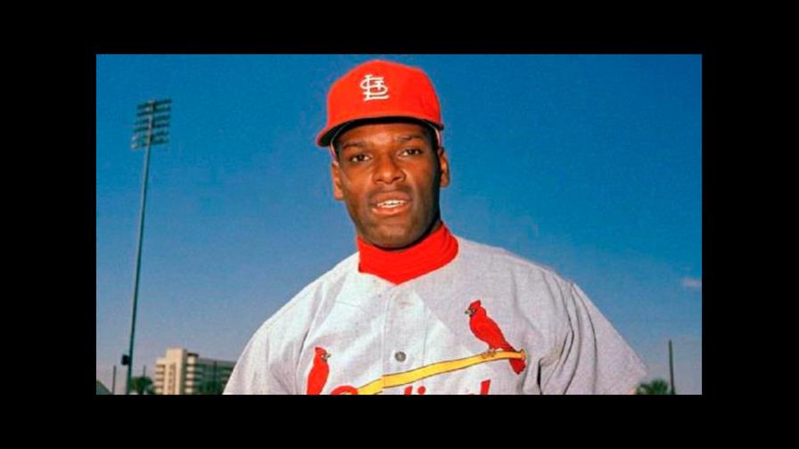 Bob Gibson, licenciado por el Licey