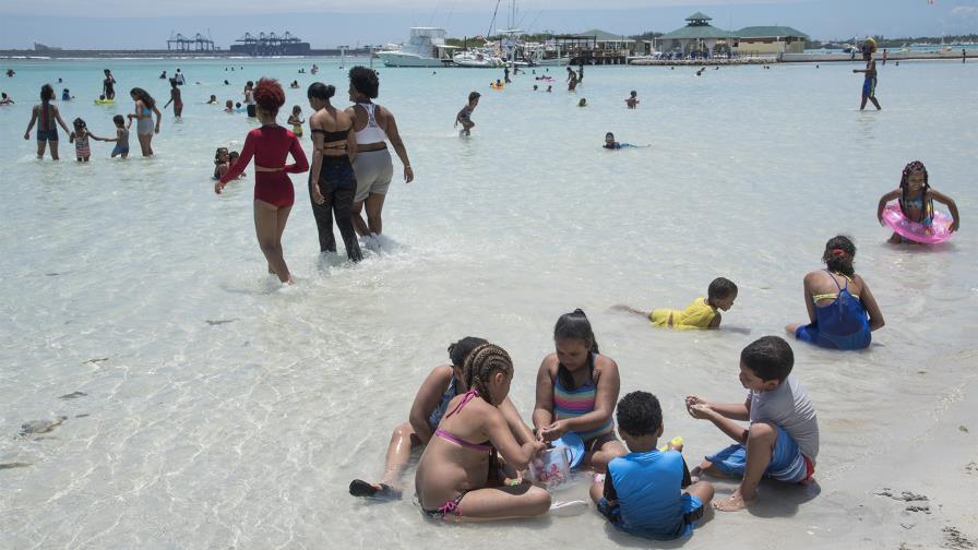 Boca Chica está lista para habitual éxodo de bañistas