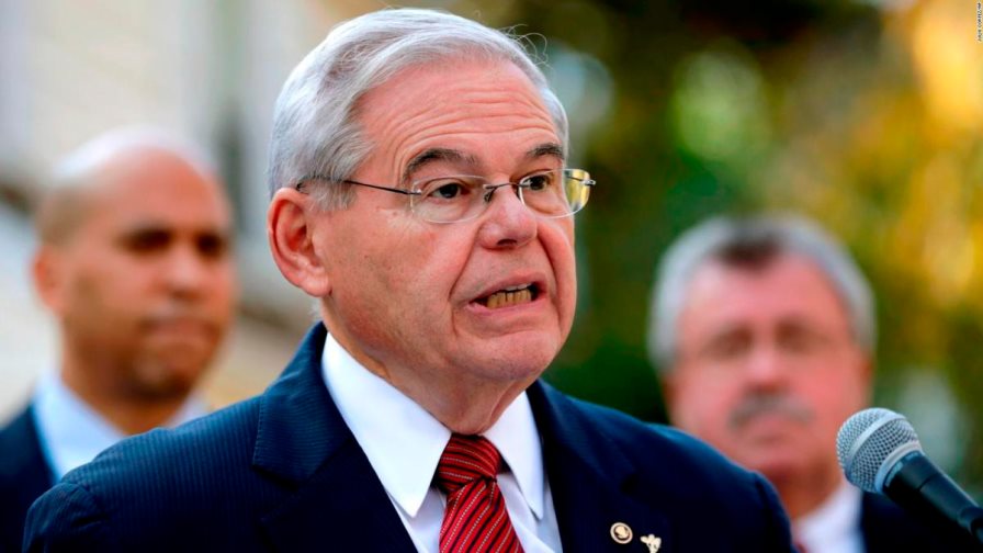 Estados Unidos no hará intervención militar en Cuba, asegura influyente senador demócrata