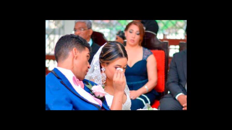 Adrián Santana y Teffy de Santana anuncian embarazo de su primer hijo