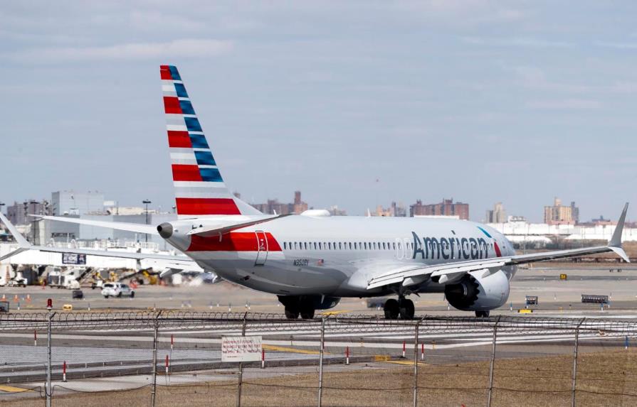 Primer vuelo con pasajeros de un 737 MAX en EE.UU. une Miami con Nueva York