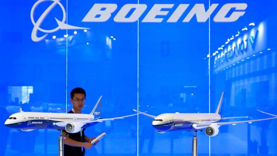 Boeing hará 2.500 bajas pactadas en primera fase de su recorte de plantilla