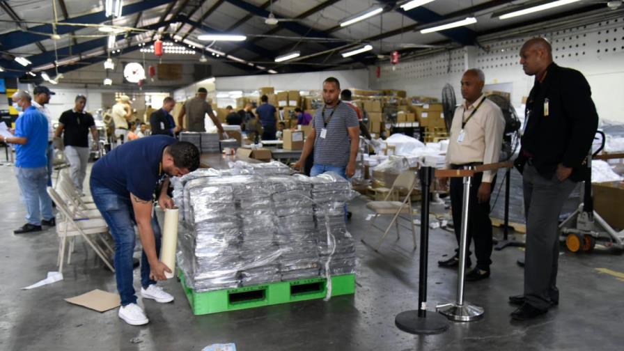  Empieza distribución de valijas a las juntas electorales 