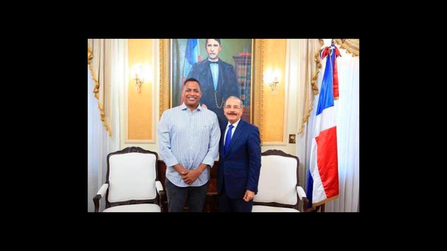 Bolívar Valera a Danilo Medina: “Gracias por creer en la sangre nueva”