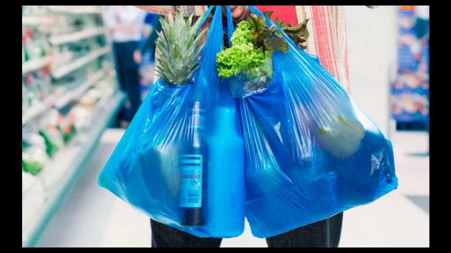 Chile prohíbe uso de bolsas plásticas en pequeños comercios