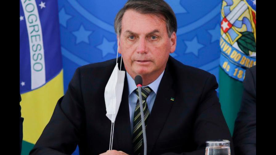 Bolsonaro expresa su “profunda tristeza” por la explosión en Beirut