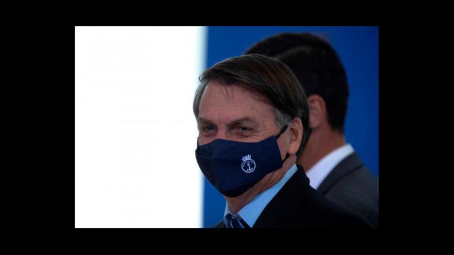 Bolsonaro trata ante EEUU de deshacerse de su imagen de villano ambiental