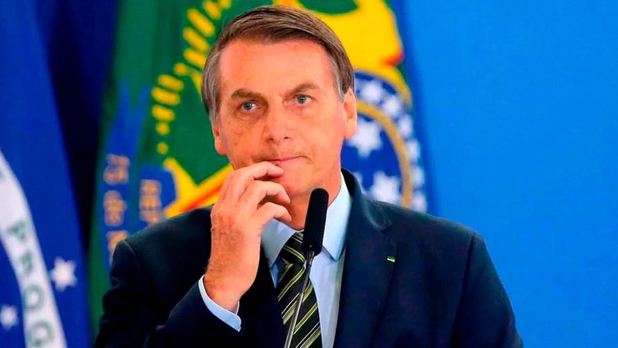 Bolsonaro considera una “provocación” que Macron recibiera a Lula en París