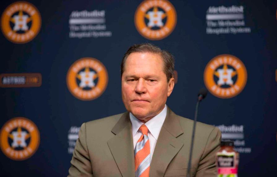 El agente Scott Boras cree que los peloteros de los Astros no deben disculparse