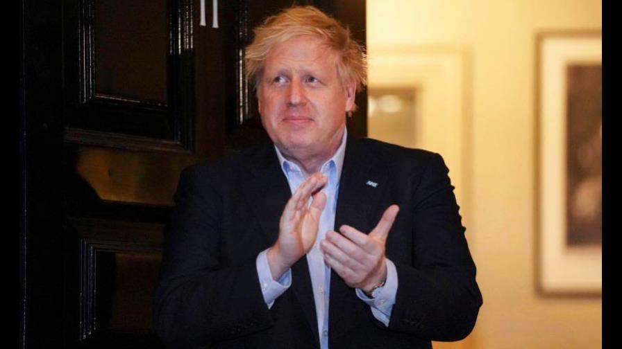 Primer ministro de Inglaterra es hospitalizado por coronavirus