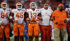 Lawrence, entre 3 jugadores de Clemson que ir&aacute;n a la NFL