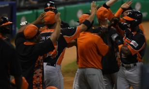 El Licey está al borde de la descalificación