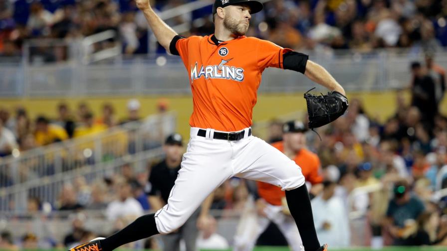 David Phelps logra acuerdo de un año con Azulejos