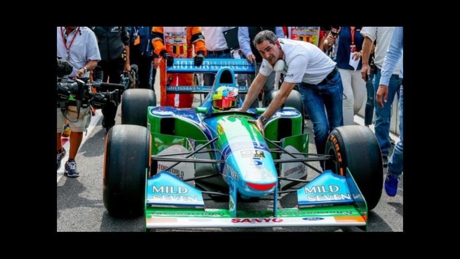 Mick Schumacher se une a los jóvenes pilotos de Ferrari