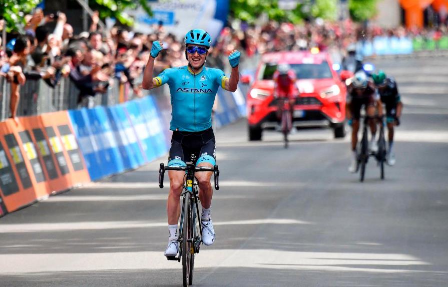 Pello Bilbao gana la séptima etapa del Giro, Conti continúa líder