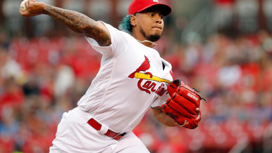 Carlos Martínez regresa el fin de semana a las Grandes Ligas