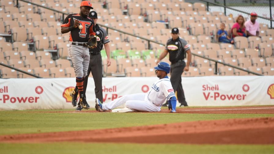 Los Tigres vencen a los Toros del Este 3-1