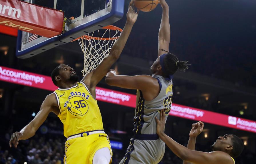 NBA-Resumen: Kevin Durant se luce en triunfo de Warriors sobre Indiana