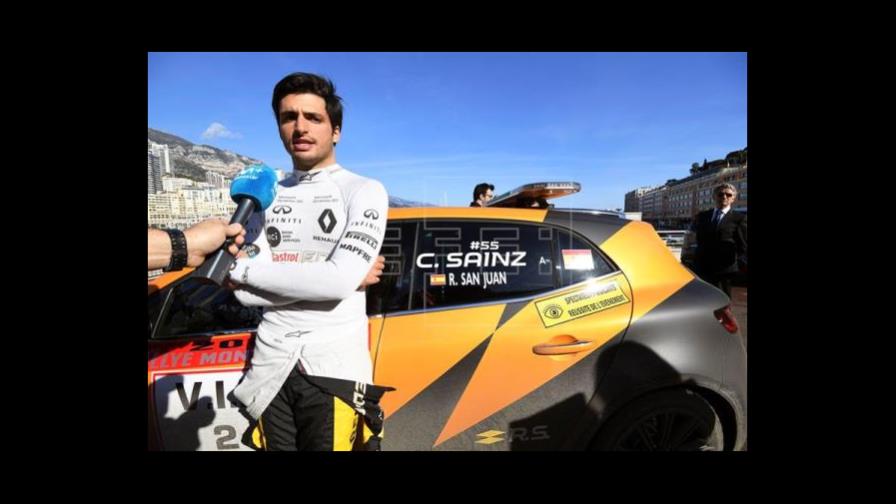 McLaren recibe a Sainz con un irónica guía de “supervivencia” en Surrey