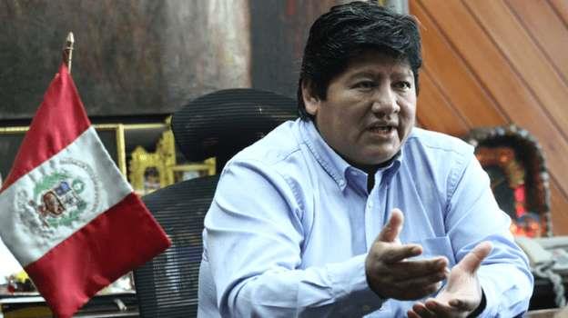 Arrestan al presidente de la Federación Peruana de Fútbol