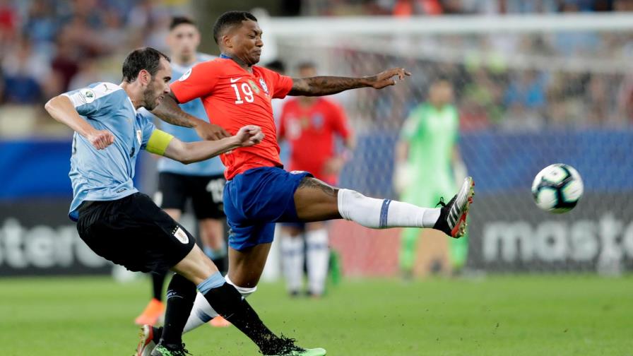 La historia del gato y el ratón en el enfrentamiento de Godín vs Guerrero, 