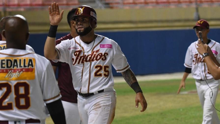 Indios blanquean a Cangrejeros y siguen imparables Indios blanquean a Cangrejeros y siguen imparables