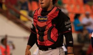 En la ruta final: Los Toros contratan lanzador y receptor