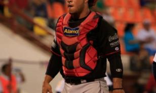 En la ruta final: Los Toros contratan lanzador y receptor