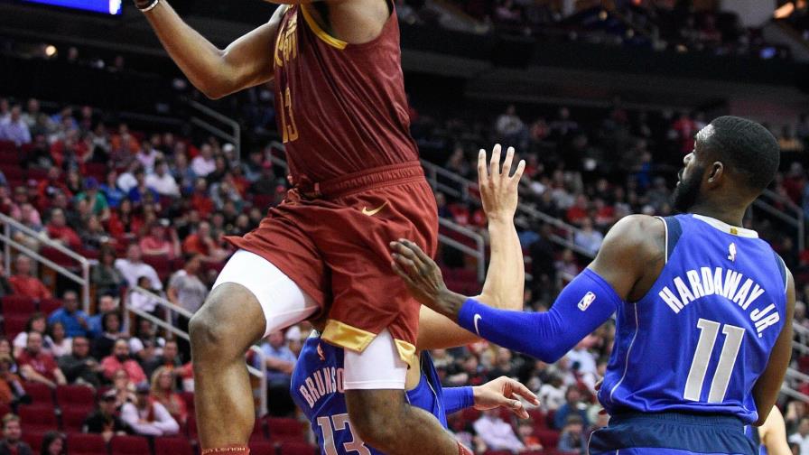 NBA-Resumen: James Harden  llega a 30 juegos en fila con al menos 30 puntos