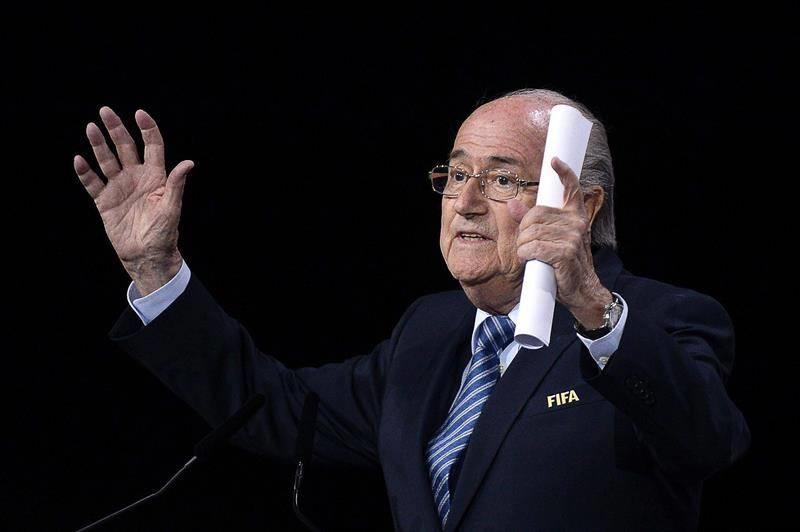 Joseph Blatter es convocado por la fiscalía Suiza para “ofrecer información”