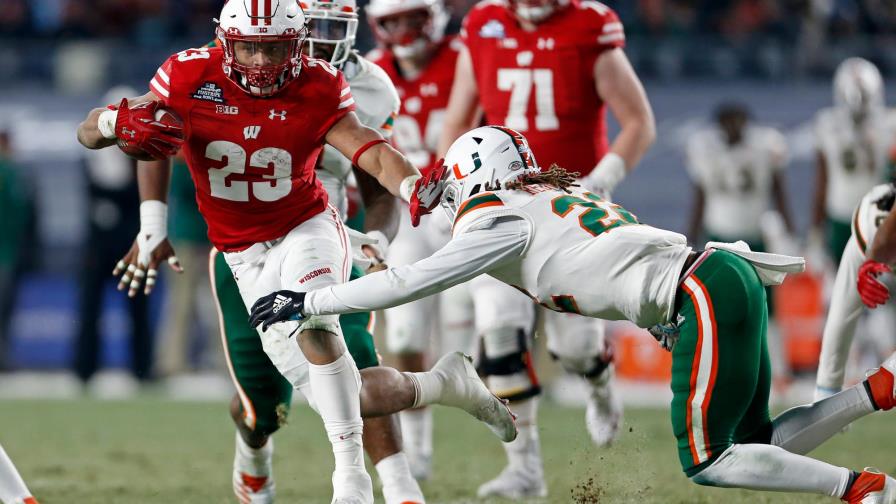 Wisconsin apalea a Miami en el Pinstripe Bowl Wisconsin apalea a Miami en el Pinstripe Bowl