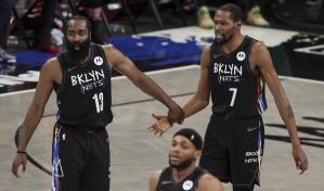 Harden, Durant e Irving, seguros que todav&iacute;a pueden dar mucho m&aacute;s en el campo