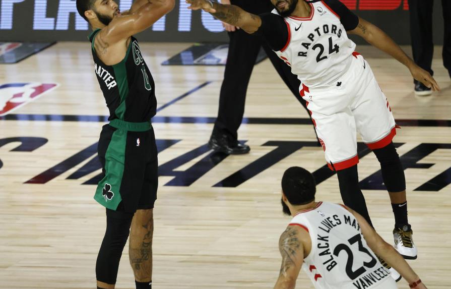 Celtics mantienen dominio sobre Raptors y ganan primer juego de las semifinales del Este