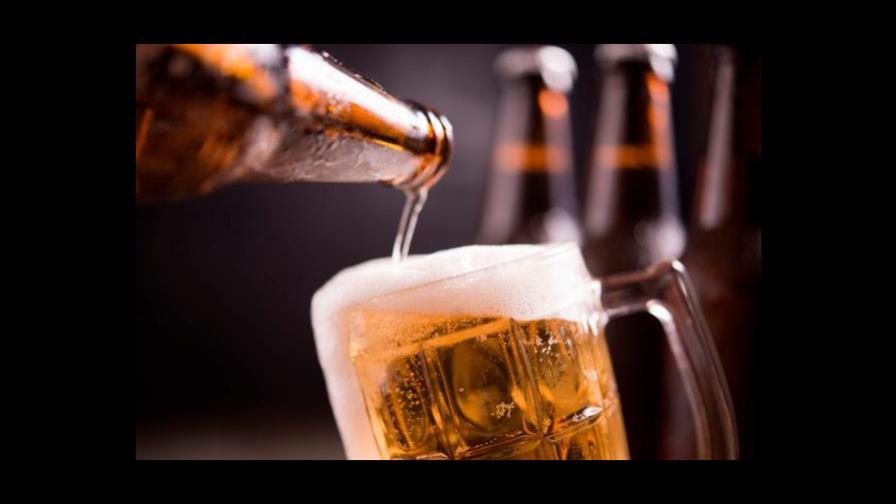 La OMS insta a disminuir consumo de alcohol para reducir el cáncer de mama