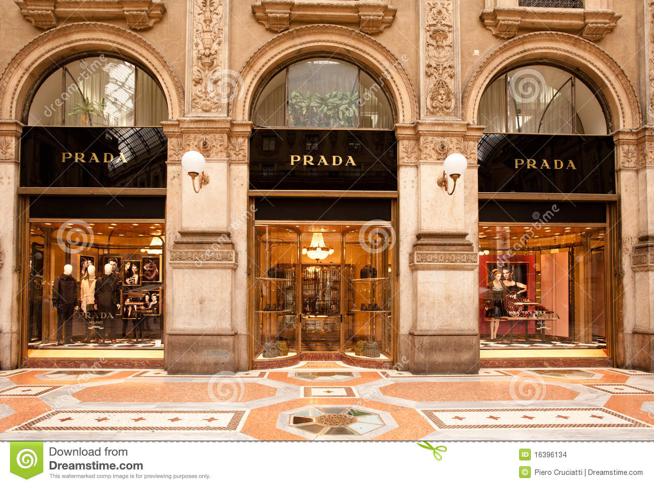 Boutique de Prada en Milano.