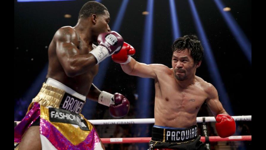 Manny Pacquiao domina y retiene título de peso welter ante Adrien Broner