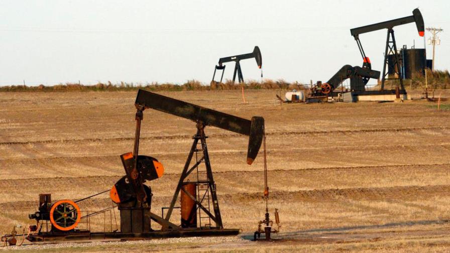 El petróleo de Texas abre con un alza del 1,56 %, hasta 70,81 dólares