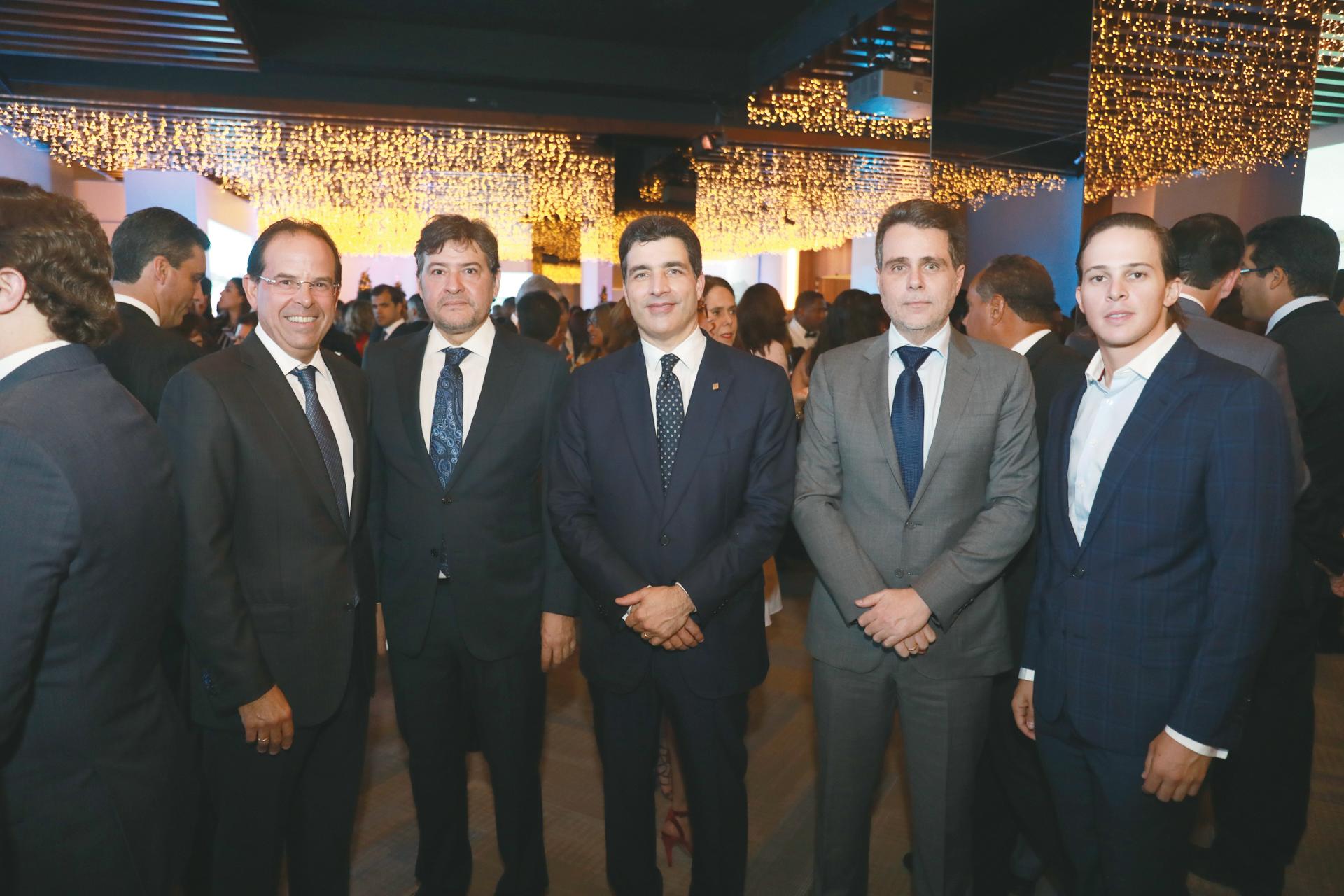 Juan Antonio Bisonó, Práxedes Castillo hijo, Christopher Paniagua, Alejandro González y Rafael Emilio Bisonó.