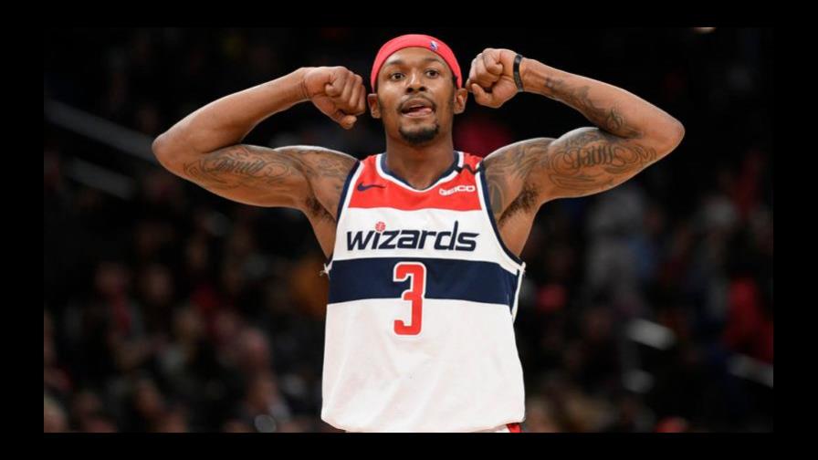 Wizards logra su primer triunfo en casa de la mano de Beal
