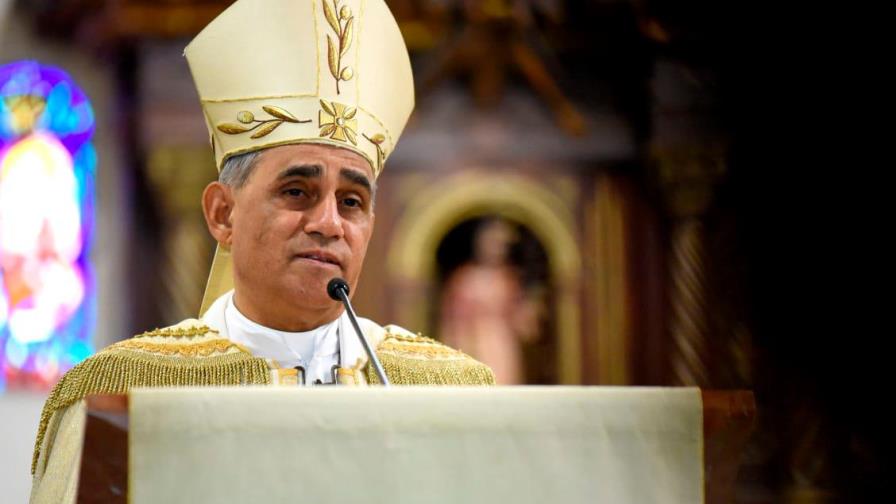 En Santiago las misas se celebran sin feligreses