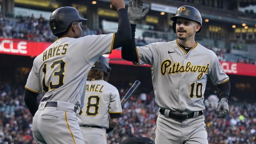 Piratas anotan seis sin un hit y vencen a los Gigantes