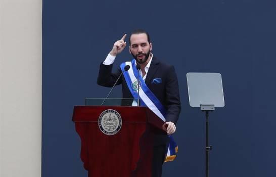 El flamante presidente de El Salvador, Nayib Bukele, gobierna por Twitter