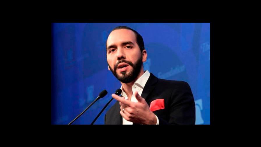 Bukele decreta un día de oración en El Salvador para pedir cese de COVID-19