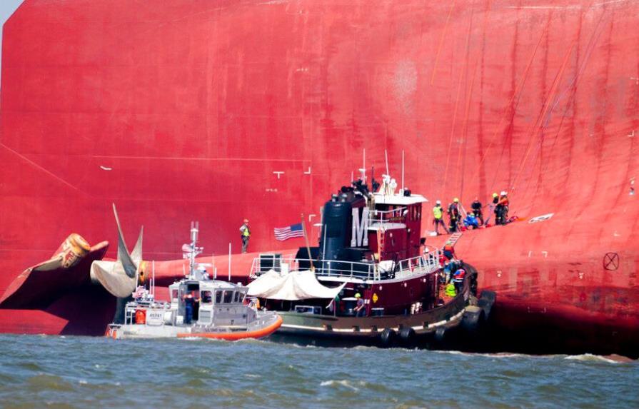 Zozobra buque al salir de puerto de Georgia y tripulantes son rescatados 36 horas después 