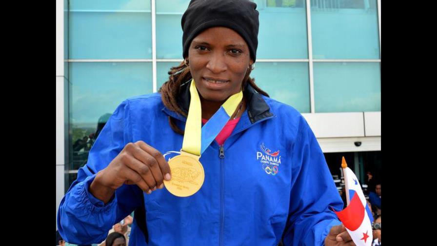 La boxeadora Atheyna Bylon competirá por Panamá en Tokio 2020