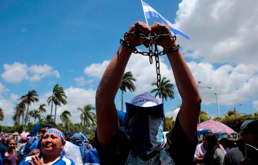 Un policía muerto y dos heridos en enfrentamiento con civiles en Nicaragua