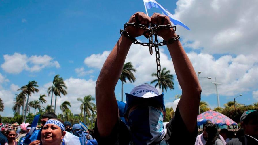 Un policía muerto y dos heridos en enfrentamiento con civiles en Nicaragua