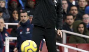 Xhaka ya no será capitán del Arsenal