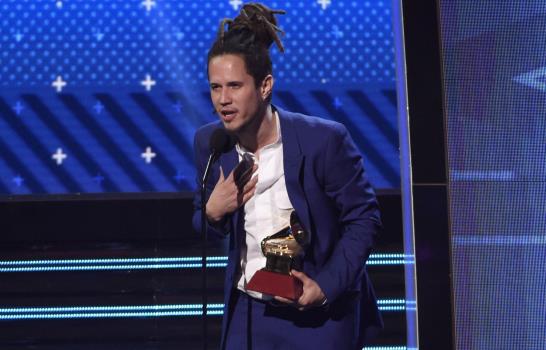 Vicente García vuelve a los Latin Grammy por más