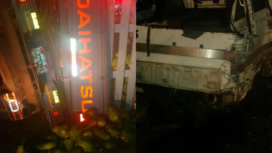 Tres heridos y un niño ileso en choque de dos camiones en Barahona